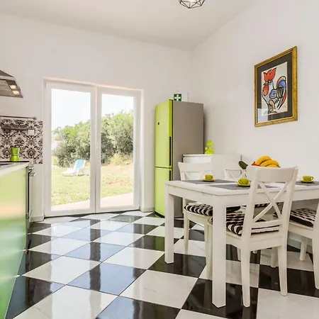 Tatil Evi Casa Lavanda Met Zwembad